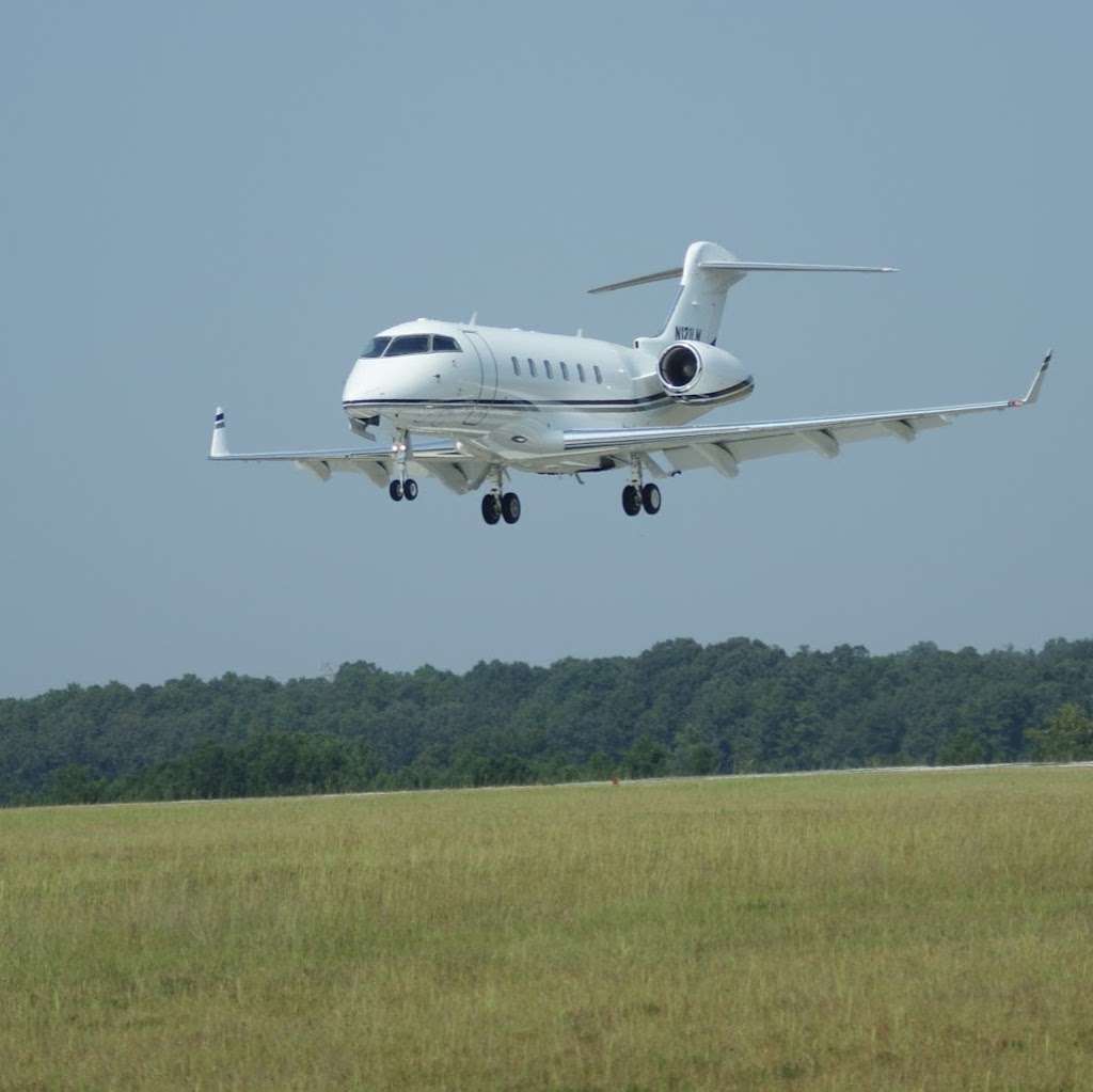 Mid-Carolina Regional Airport (RUQ) | 3670 Airport Loop, Salisbury, NC 28147, USA | Phone: (704) 216-7749