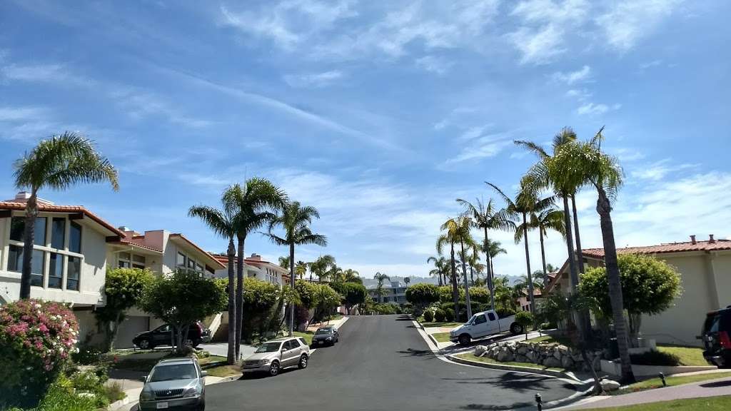 Avana Rancho Palos Verdes Apartments | 6600 Beachview Dr, Rancho Palos Verdes, CA 90275 | Phone: (310) 541-1311