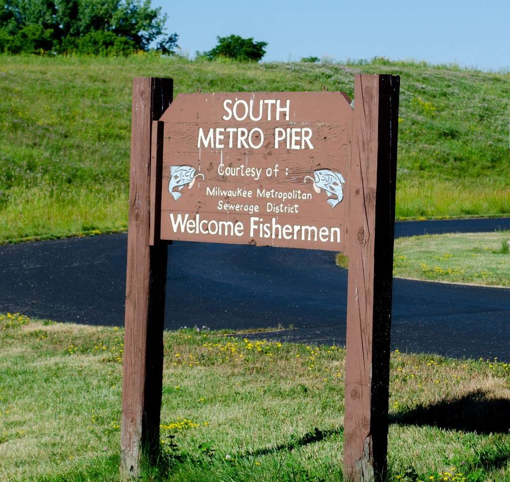 Fishing Pier | Oak Creek, WI 53154, USA