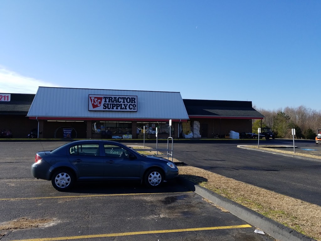 Tractor Supply Co. | 4238 Richmond Rd, Warsaw, VA 22572, USA | Phone: (804) 313-2090