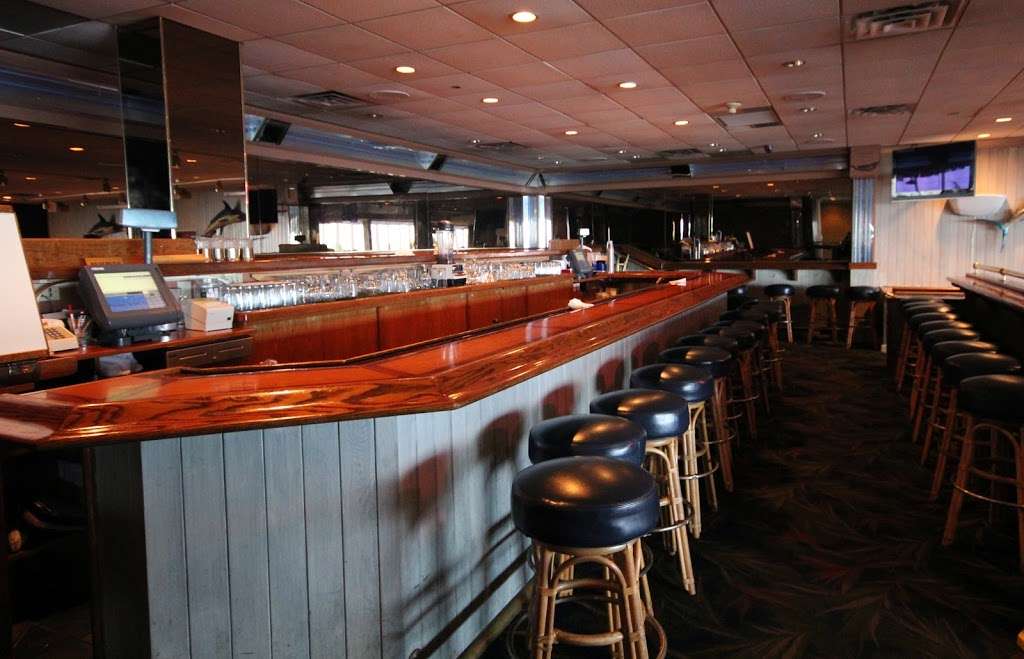 Breakers Pub | 10100 Coastal Hwy, Ocean City, MD 21842 | Phone: (410) 524-7500