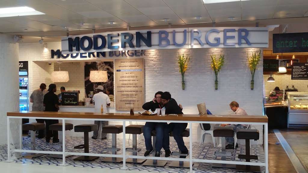 Modern Burger | 3800 E Sky Harbor Blvd, Phoenix, AZ 85034, USA | Phone: (602) 273-3300