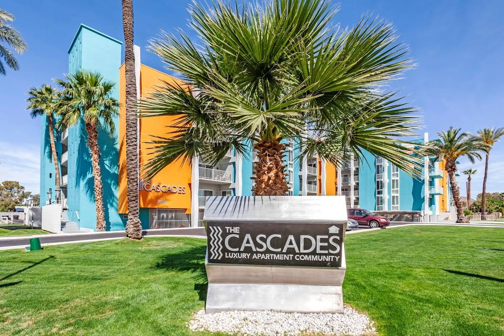 The Cascades Apartments | 3550 E Campbell Ave, Phoenix, AZ 85018, USA | Phone: (855) 327-8370