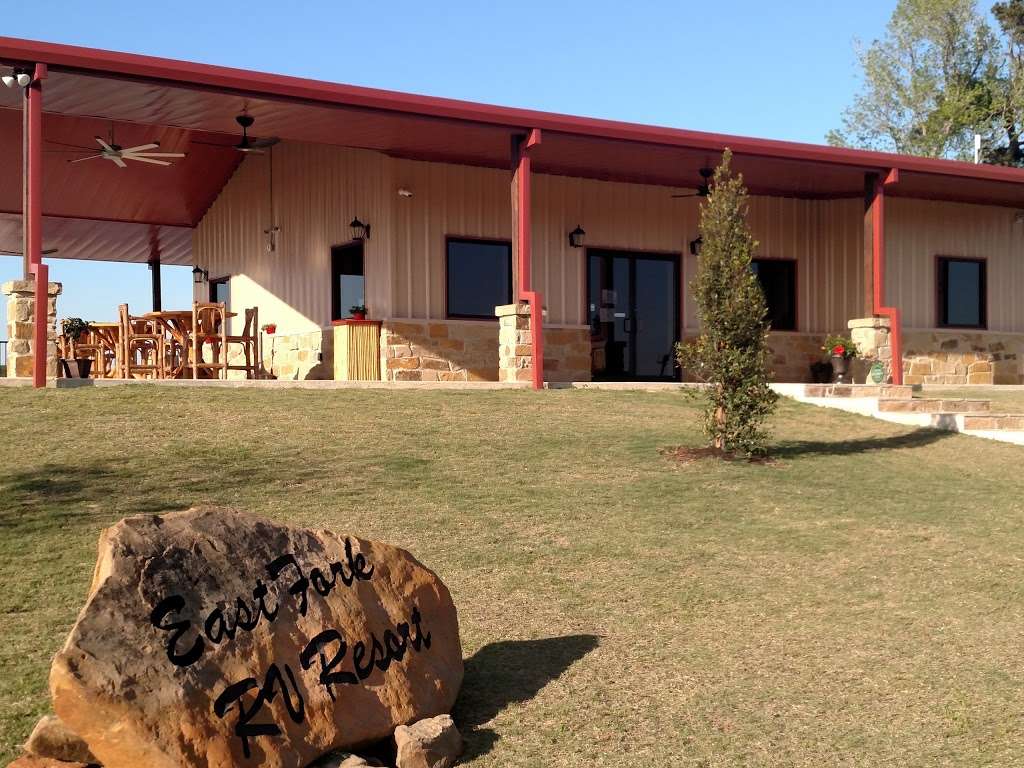 East Fork RV Resort | 1626 US-59, Cleveland, TX 77327, USA | Phone: (281) 593-2053