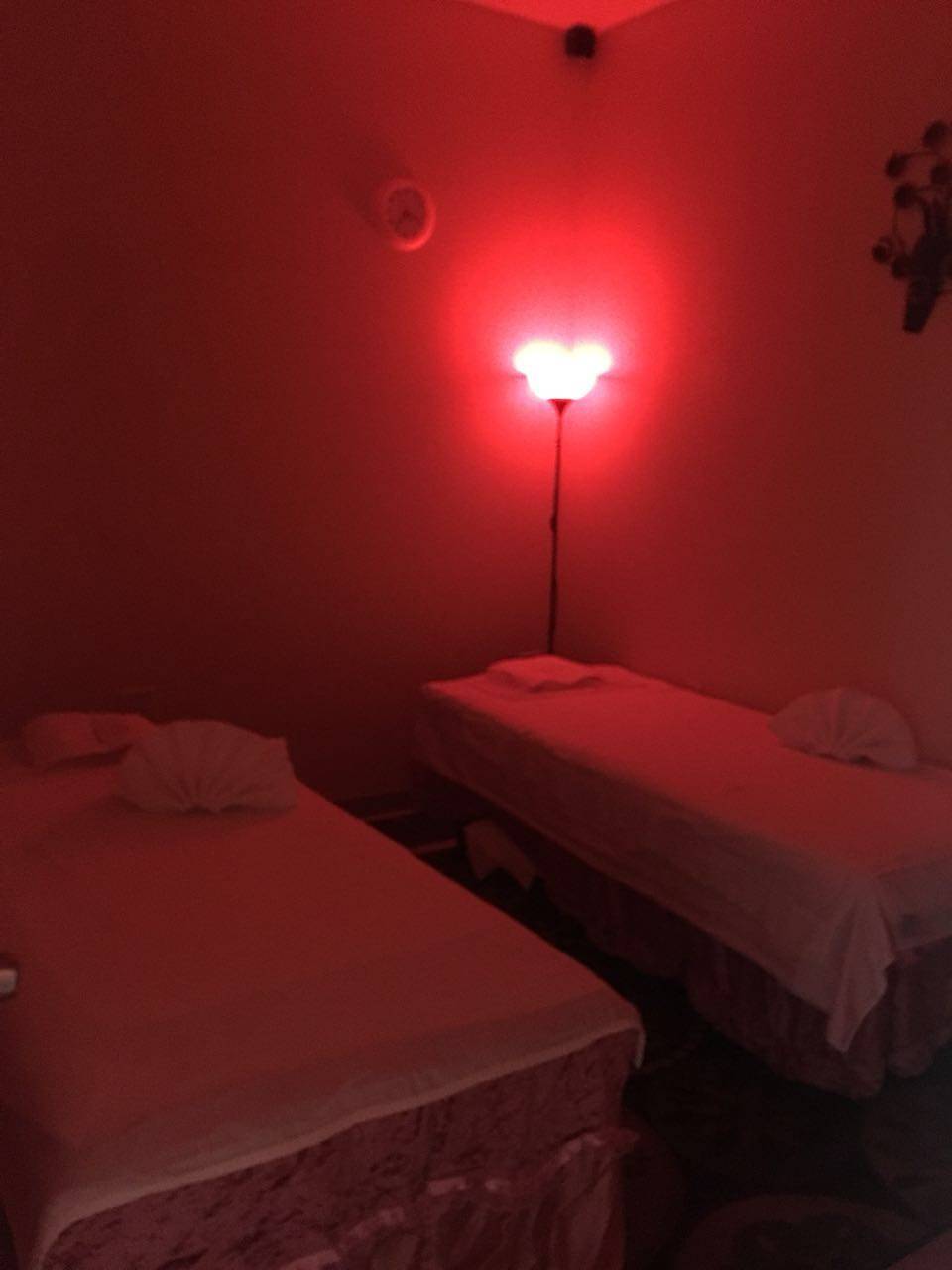 Diamond Foot Massage | 9986 Grapevine Hwy ste e, Hurst, TX 76054, USA | Phone: (817) 479-6387