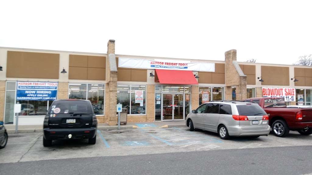 Harbor Freight Tools | 151 Franklin Mills Blvd, Philadelphia, PA 19154 | Phone: (215) 632-5320