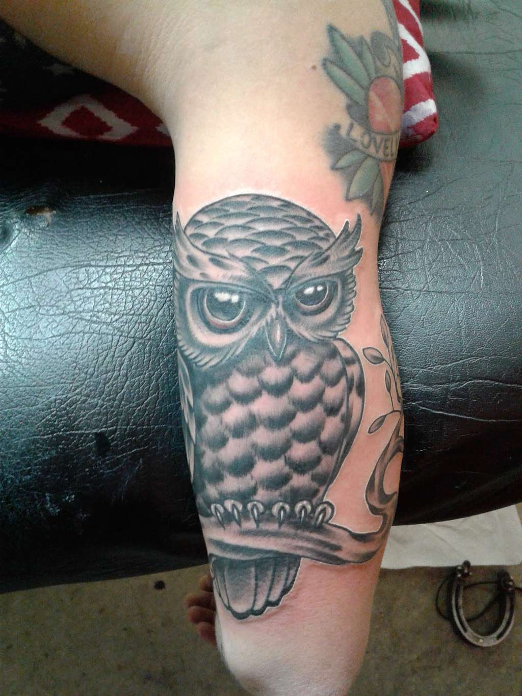 Pale Horse Tattoo | 13758 e c25 suite2, Ocklawaha, FL 32179, USA | Phone: (352) 499-0303