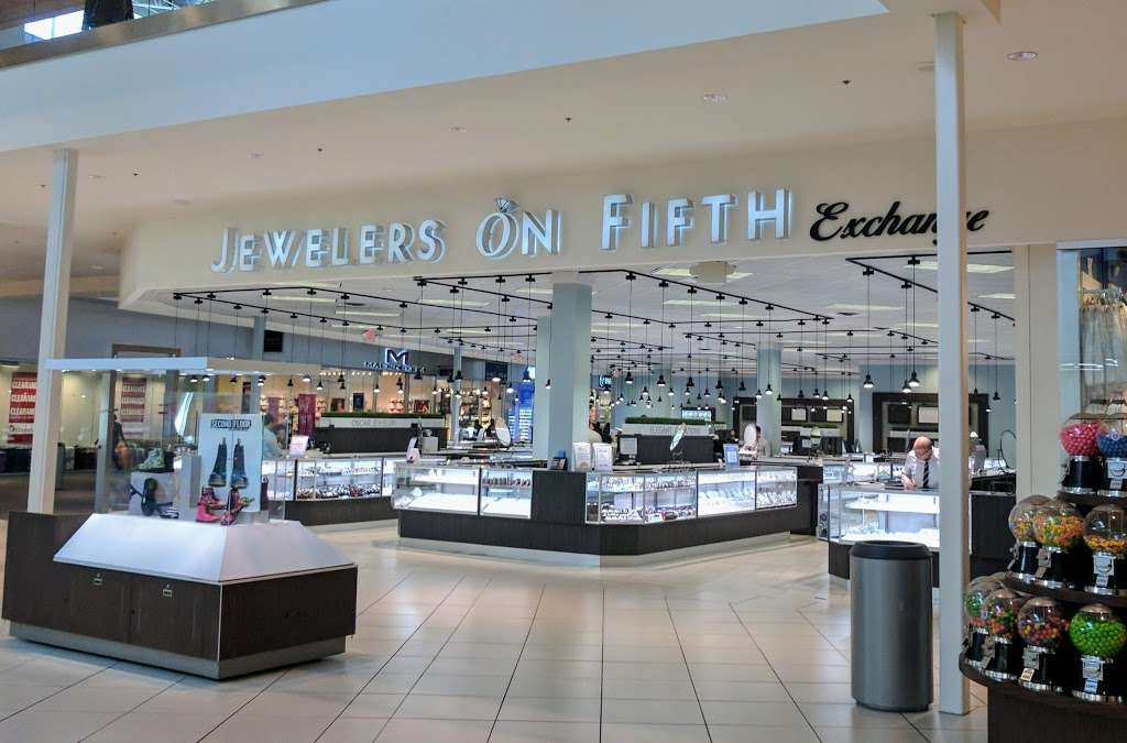 Jewelers on Fifth Jewelry Exchange | 651 Kapkowski Rd, Elizabeth, NJ 07201, USA | Phone: (908) 436-3005