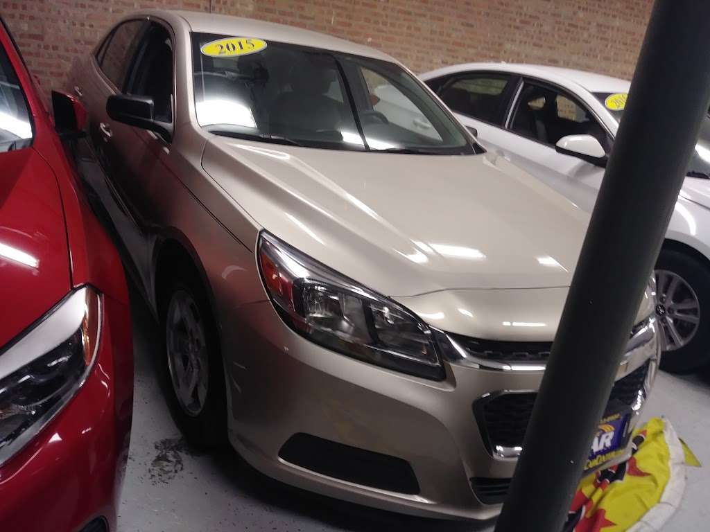 Chicago Car Center | 5439 W Cermak Rd, Cicero, IL 60804, USA | Phone: (773) 278-1000