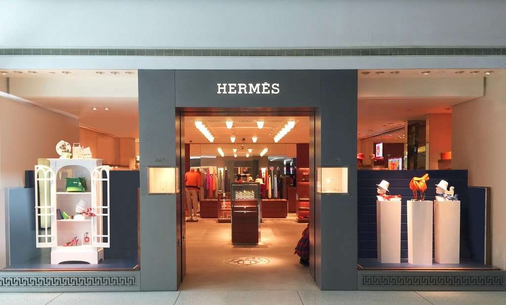 Hermès | JFK International Airport Terminal 1, Jamaica, NY 11434, USA | Phone: (718) 751-2891