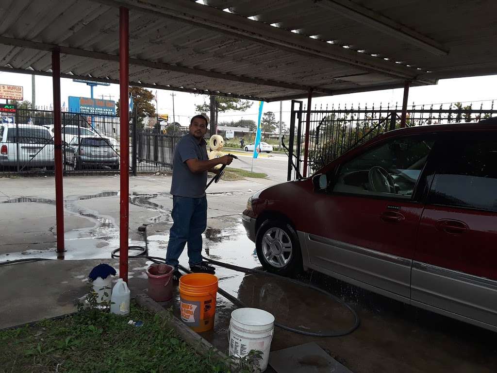 Lucys Hand Car Wash. | 8426 N Houston Rosslyn Rd, Houston, TX 77088 | Phone: (832) 921-4677