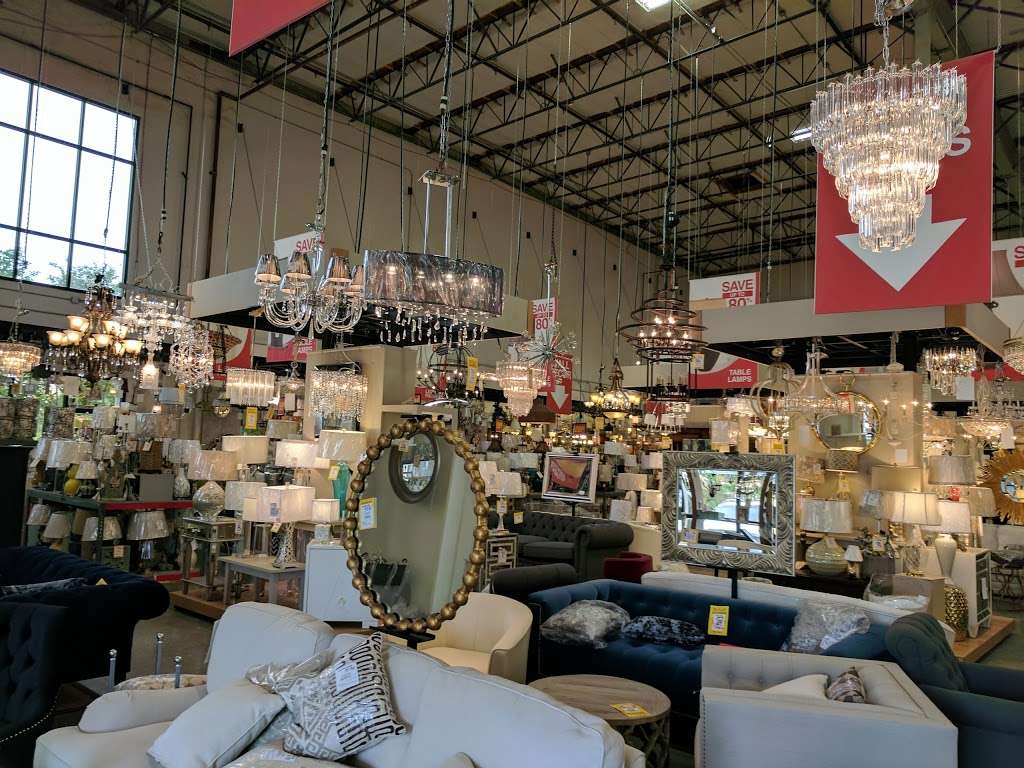 Lamps Plus | 9425 California St, Redlands, CA 92374, USA | Phone: (909) 801-5333