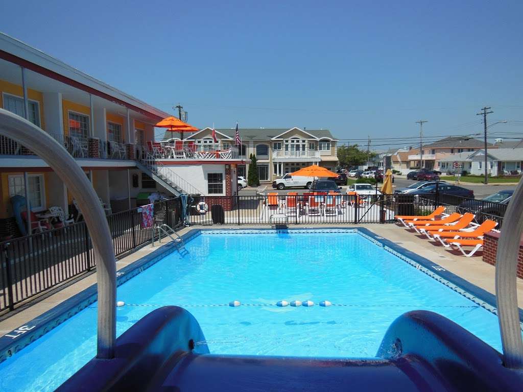 Sea Chest Motel | 7401 Atlantic Ave, Wildwood Crest, NJ 08260, USA | Phone: (609) 522-1356