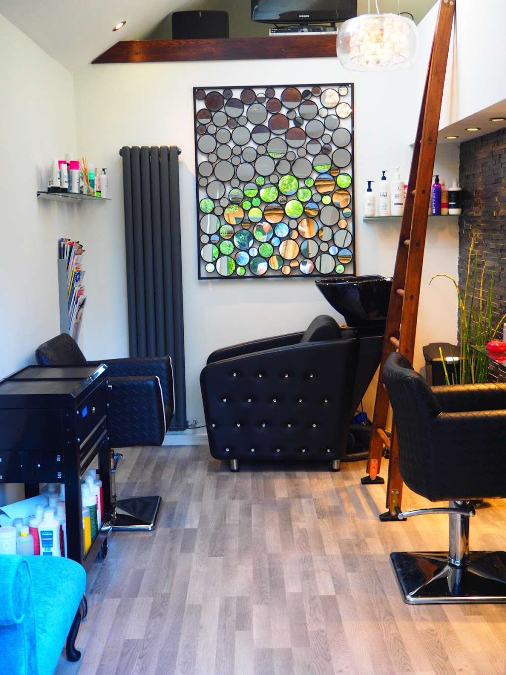 Martin Pinkney Hair Salon | 4 Church Rd, Ashtead KT21 2RJ, UK | Phone: 07860 705739