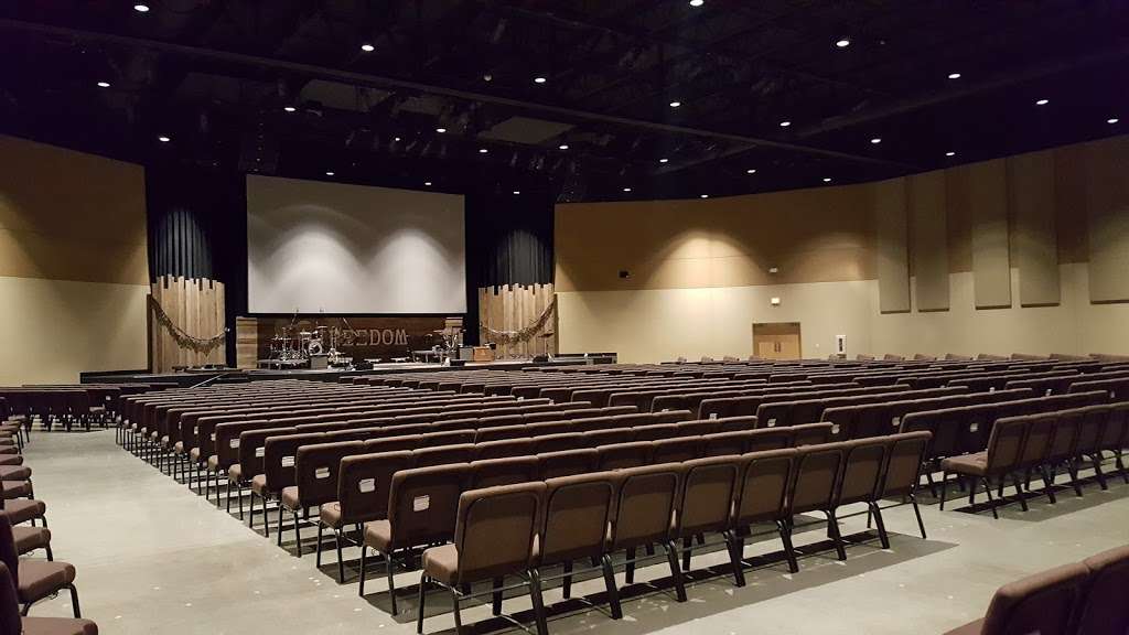 Vineyard Church | 12300 NW Arrowhead Trfy, Kansas City, MO 64165, USA | Phone: (816) 734-8100