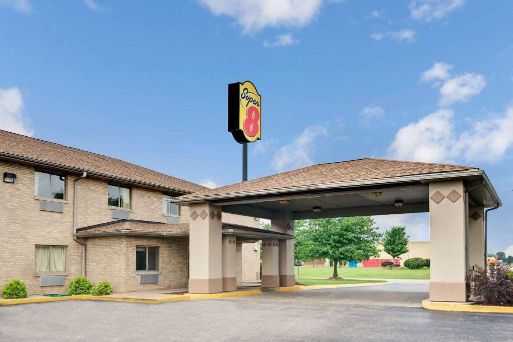 Super 8 by Wyndham Kokomo | 5110 Clinton Ave, Kokomo, IN 46902, USA | Phone: (765) 252-1938