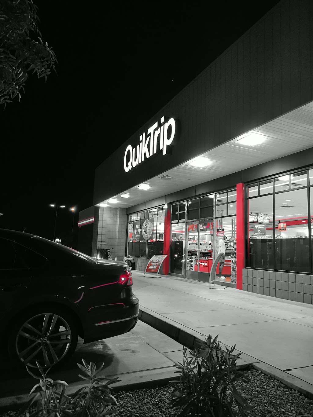 QuikTrip | 9020 N 91st Ave, Peoria, AZ 85345, USA | Phone: (623) 878-3937