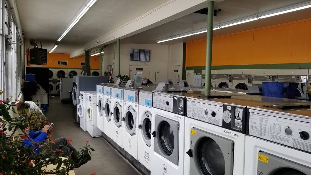 Wife Savor Laundromat | 6429 S Broadway, Littleton, CO 80121, USA | Phone: (303) 794-9806