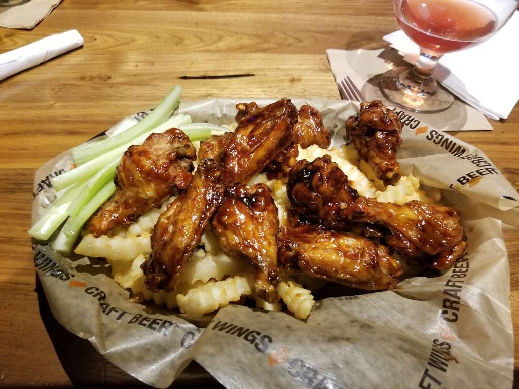 Buffalo Wing Factory | 2260-D Hunters Woods Plaza, Reston, VA 20191, USA | Phone: (703) 390-9015