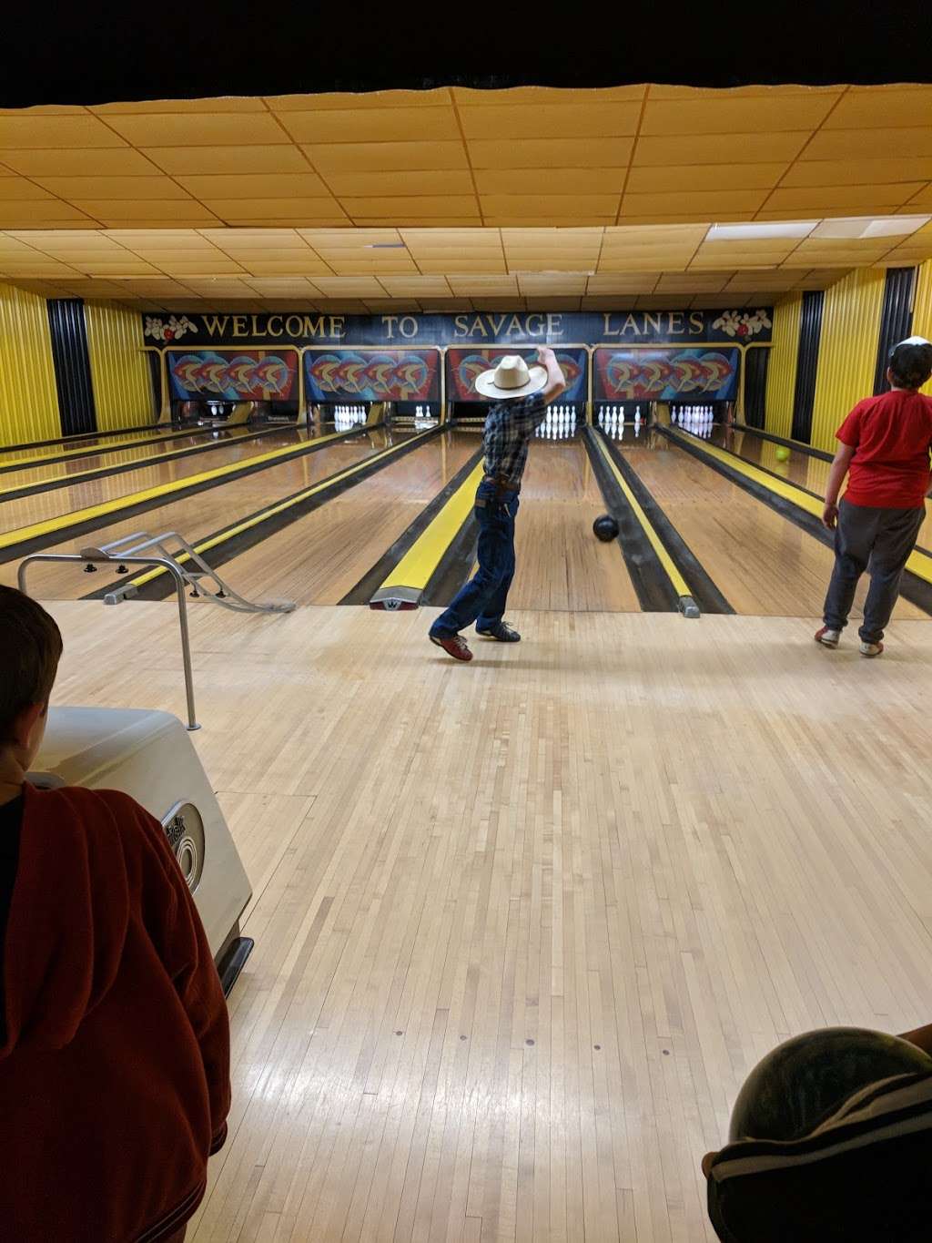 Savage Lanes | 109 US-71 BUS, Savannah, MO 64485, USA | Phone: (816) 324-3000