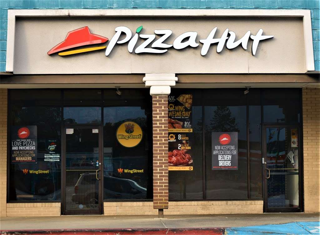 Pizza Hut | 21600 Great Mills Rd, Lexington Park, MD 20653 | Phone: (301) 863-8174