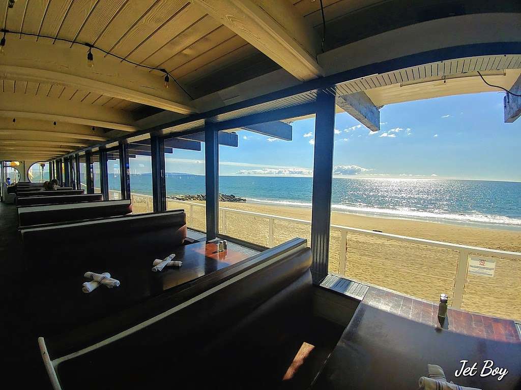 Gladstones PCH Beach | 17300 Pacific Coast Hwy, Pacific Palisades, CA 90272, USA