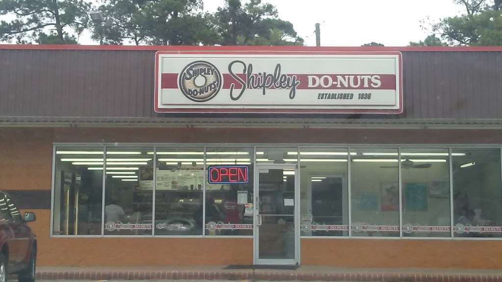 Shipley Do-Nuts | 15135 Old Humble Rd, Humble, TX 77396, USA | Phone: (281) 441-2622