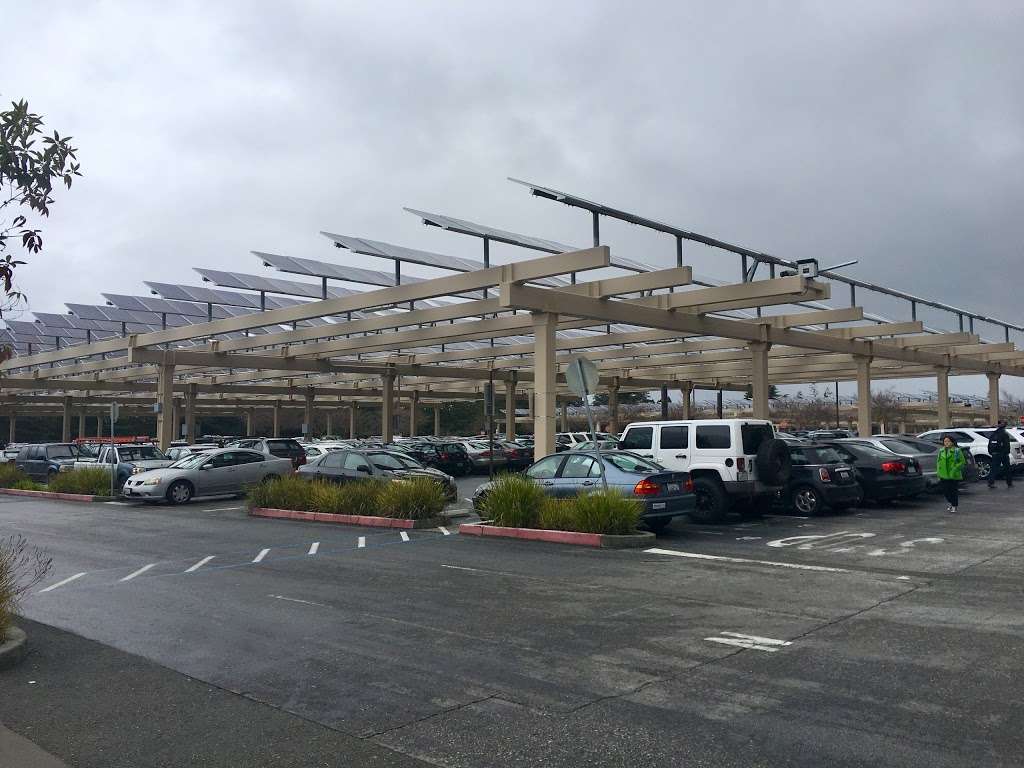 Parking Lot B | Cupertino, CA 95014, USA