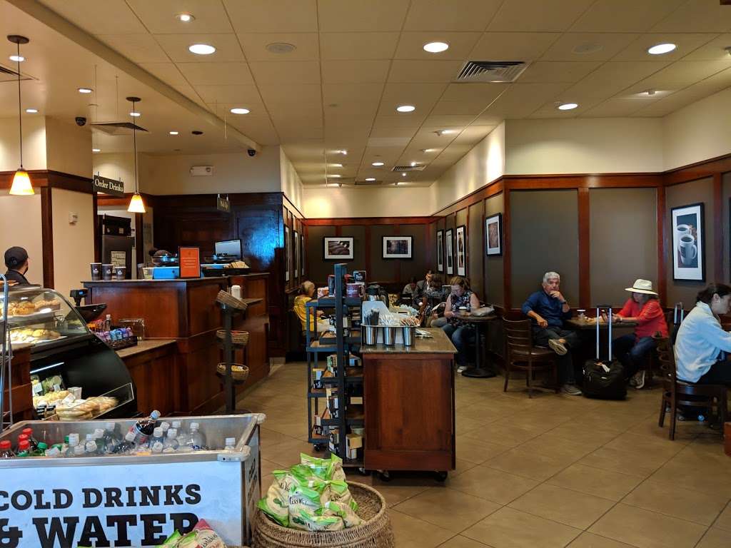 Peet’s Coffee & Tea | F1 Post Security, 7800 Airport Blvd, Houston, TX 77061, USA | Phone: (713) 641-7736