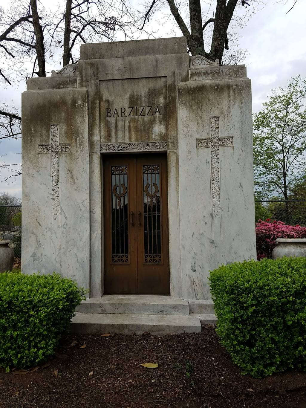 Calvary Cemetery | 1663 Elvis Presley Blvd, Memphis, TN 38106, USA | Phone: (901) 948-1529