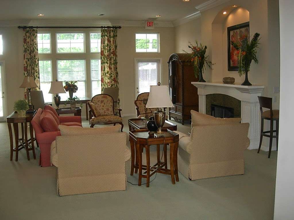 Rivermere Apartments | 3404 Dunn Commons Pkwy, Charlotte, NC 28216, USA | Phone: (704) 971-1786