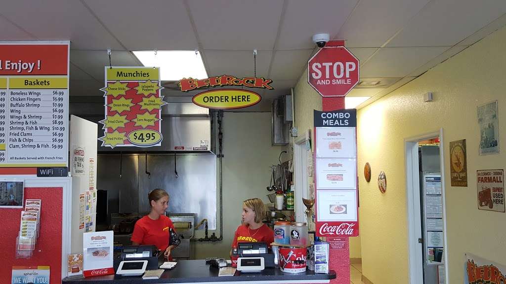 Bedrock Wings | 2064 E Edgewood Dr, Lakeland, FL 33803, USA | Phone: (863) 698-7923