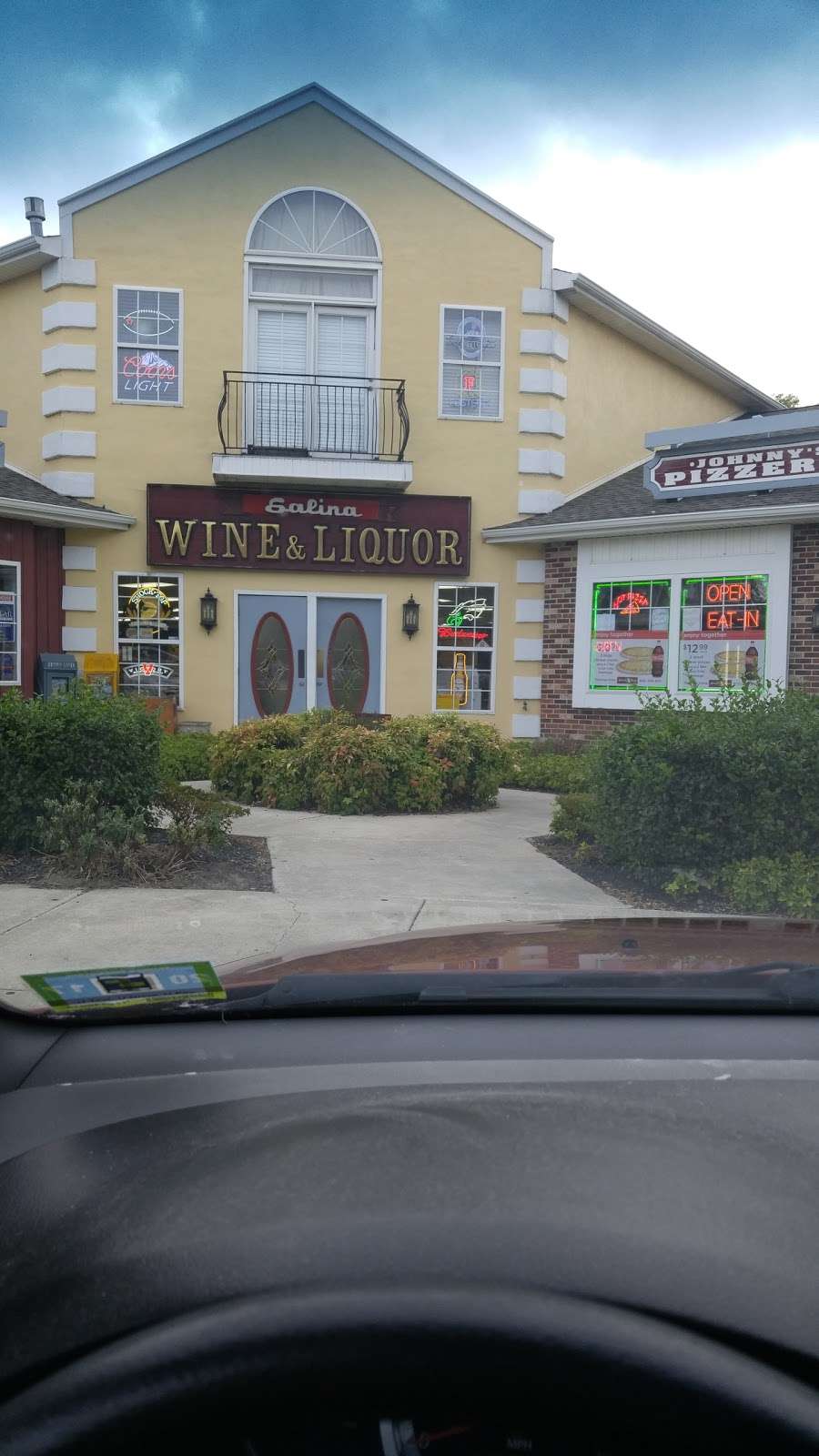 Salina Wine & Liquor | 273 Egg Harbor Rd #4, Sewell, NJ 08080, USA | Phone: (856) 589-9111