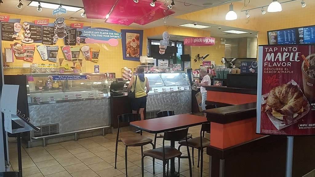 Dunkin Donuts | 3401 W Peterson Ave, Chicago, IL 60659, USA | Phone: (773) 267-6777
