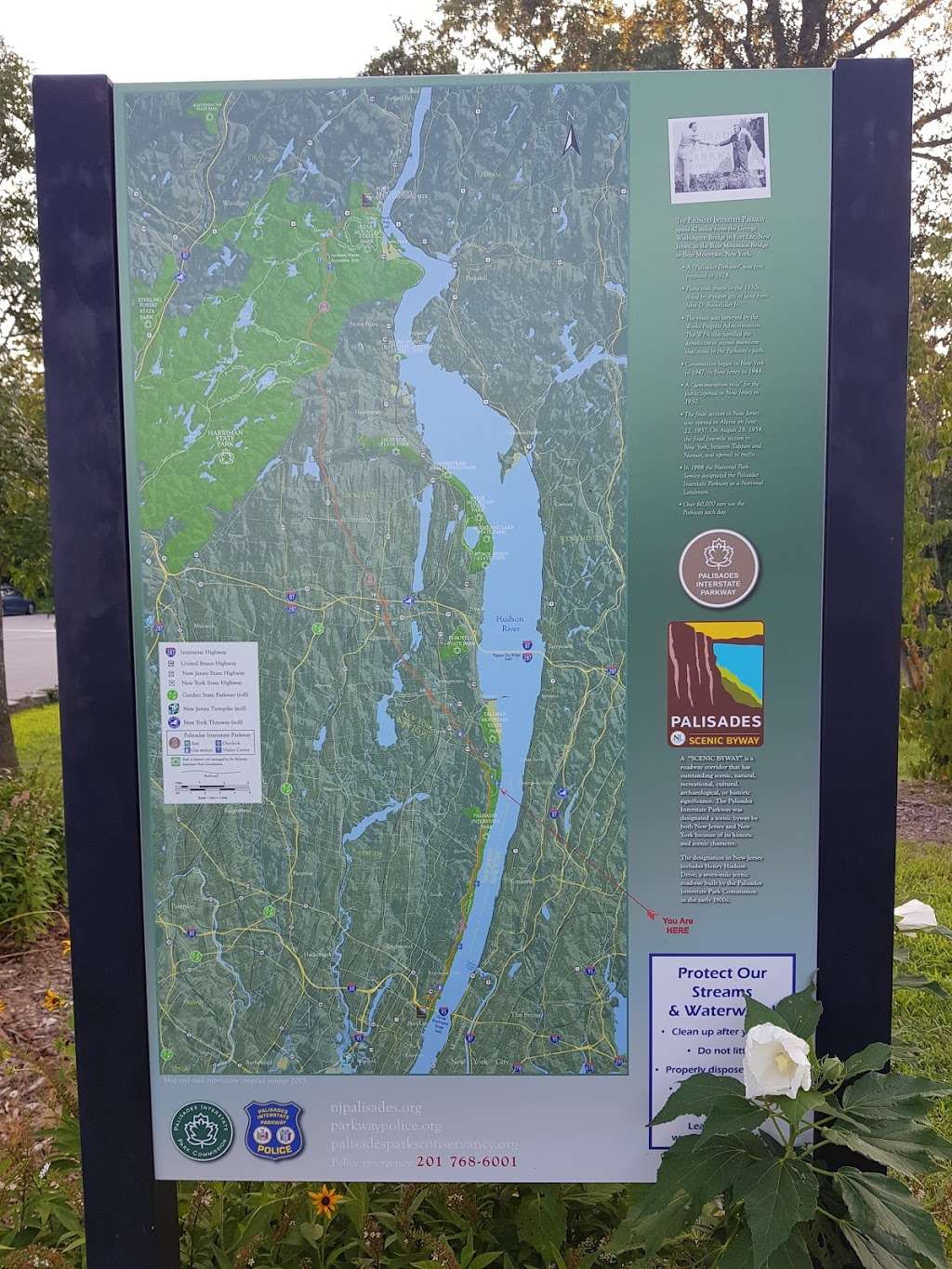 Palisades Hiking Spot | Palisades Interstate Park Commission, Alpine Approach Road, Alpine, NJ, Closter, NJ 07624, USA