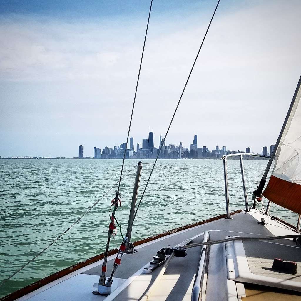 Chicago Sailing | 2 W Belmont Harbor Dr, Chicago, IL 60657, USA | Phone: (773) 871-7245