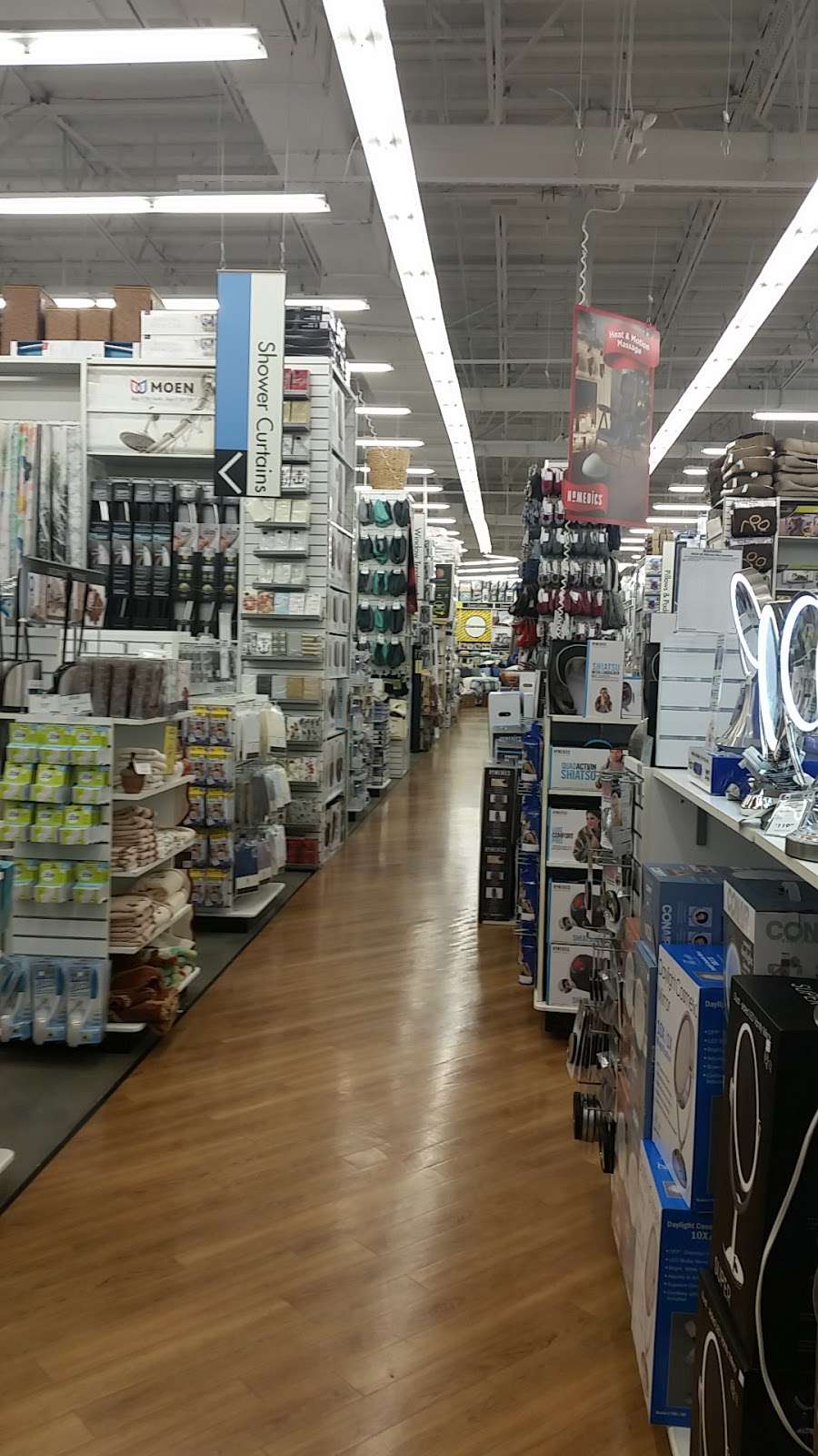 Bed Bath & Beyond | 19211 Golden Valley Rd, Santa Clarita, CA 91387, USA | Phone: (661) 251-8644