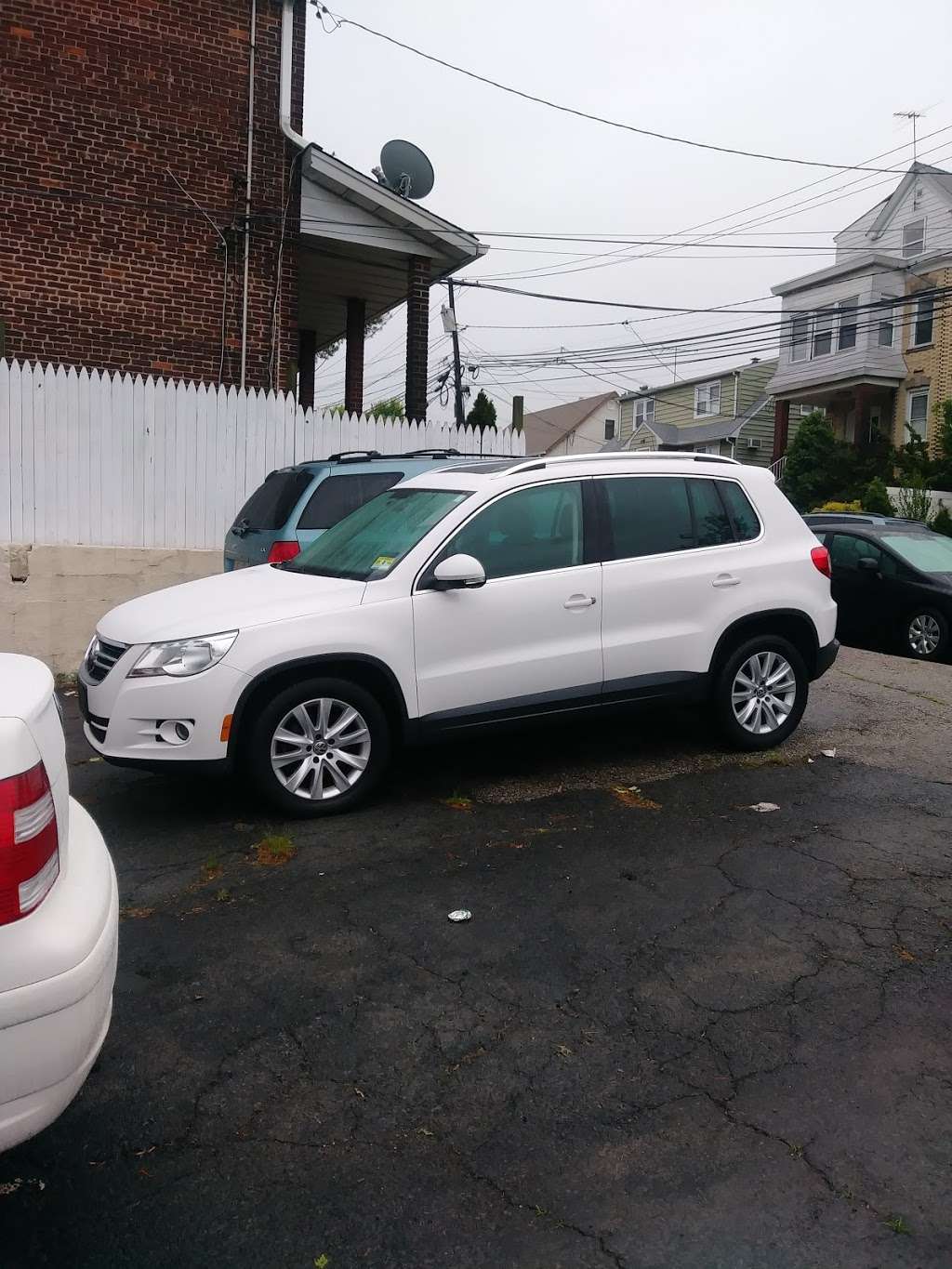 Park Motor Cars Inc | 517 Van Houten Ave, Passaic, NJ 07055, USA | Phone: (973) 472-2257