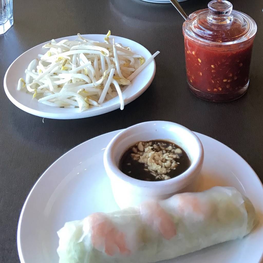 Ducs Vietnamese and Chinese Cuisine | 783 Radio Dr #100b, Woodbury, MN 55125, USA | Phone: (651) 735-1044