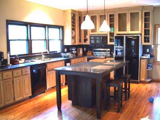 Wildwood Construction & Remodeling | 1704 SW Walnut St, Blue Springs, MO 64015, USA | Phone: (816) 228-6563