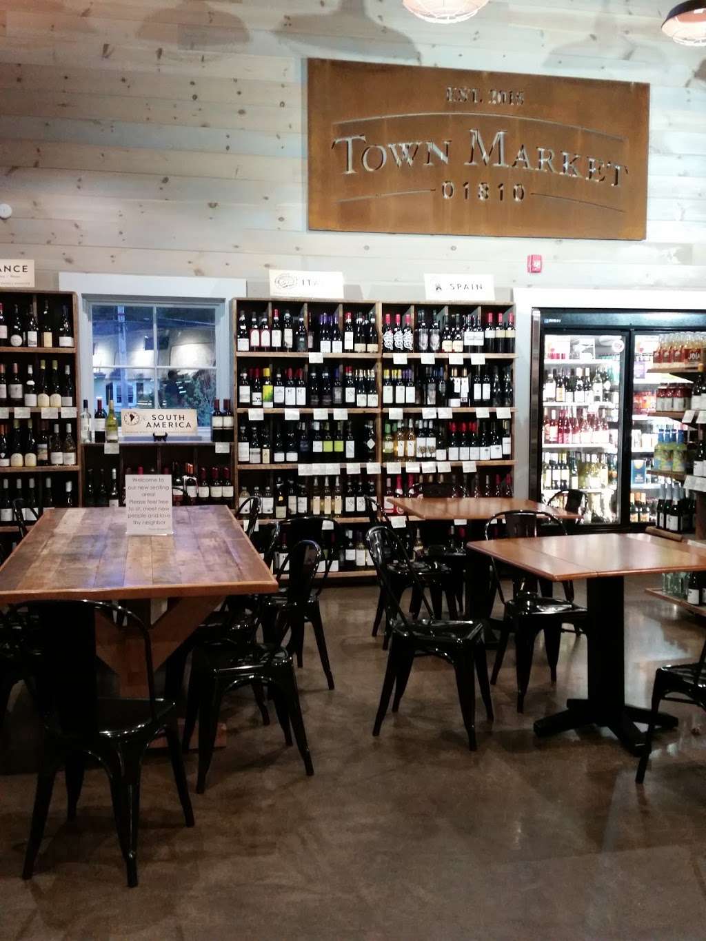 Town Market Andover | 429 S Main St, Andover, MA 01810, USA | Phone: (978) 409-2328