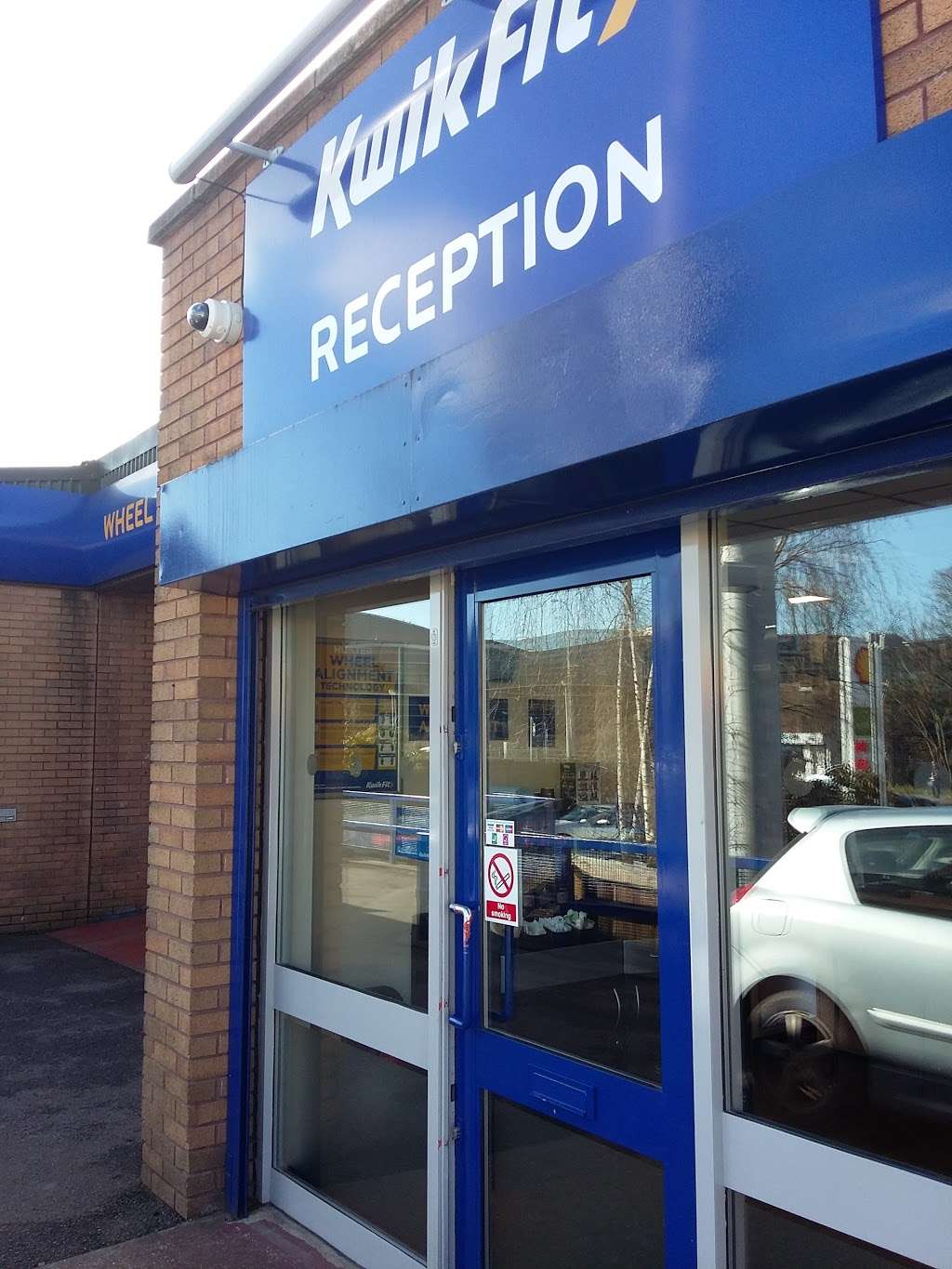 Kwik Fit Sevenoaks | London Rd, Sevenoaks TN13 1DH, UK | Phone: 01732 450736