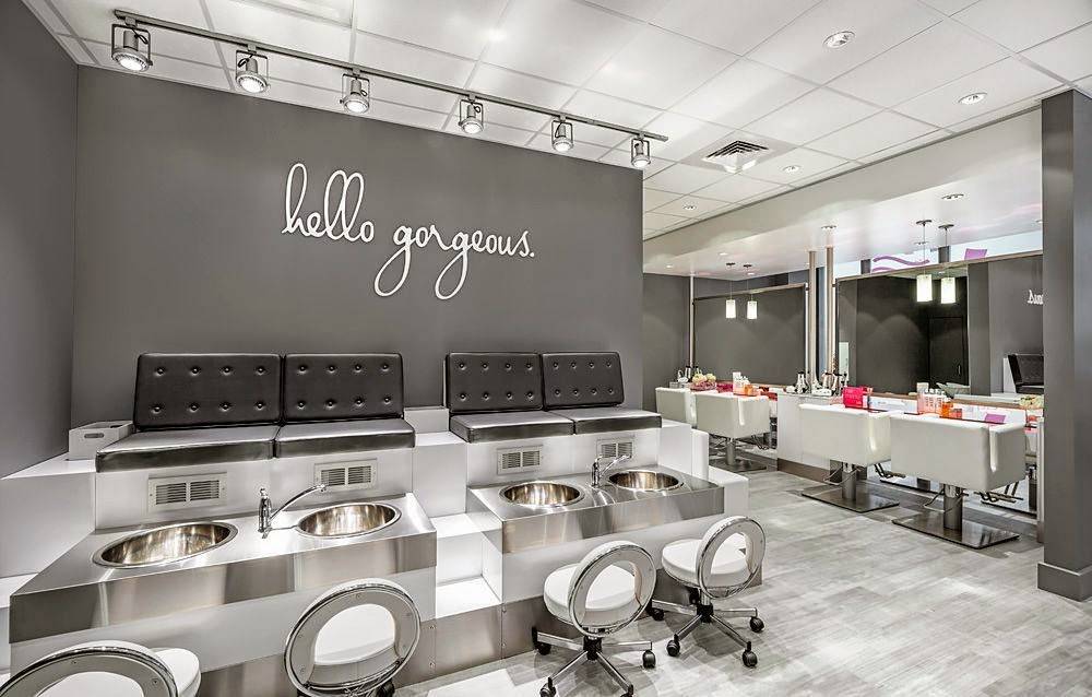 Blo Blow Dry Bar | 360 San Lorenzo Ave #1535, Coral Gables, FL 33146, USA | Phone: (305) 901-5432