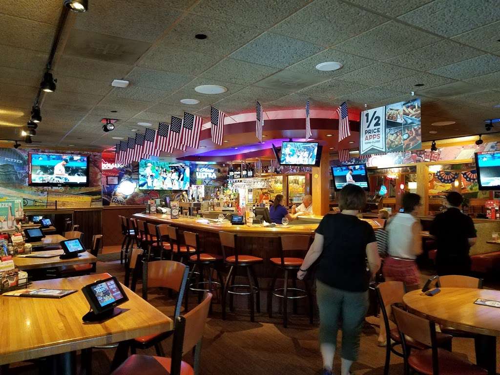 Applebees Grill + Bar | 1183 NJ-35, Middletown, NJ 07748 | Phone: (732) 957-9400