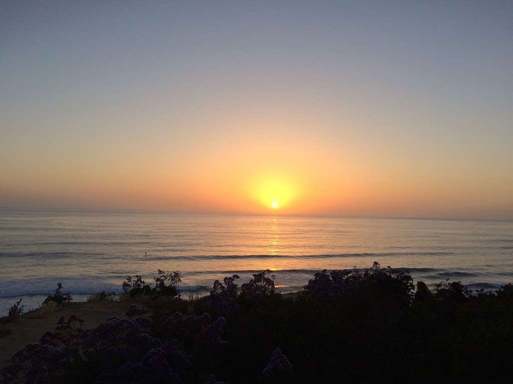 South Carlsbad State Beach Day Use Parking | 2160412500, Encinitas, CA 92024, USA | Phone: (760) 720-7001