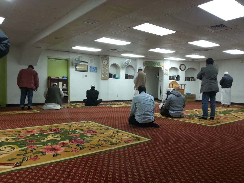 Muslim Community Mosque Phoenix | 1818 N 32nd St, Phoenix, AZ 85008, USA | Phone: (602) 306-4959