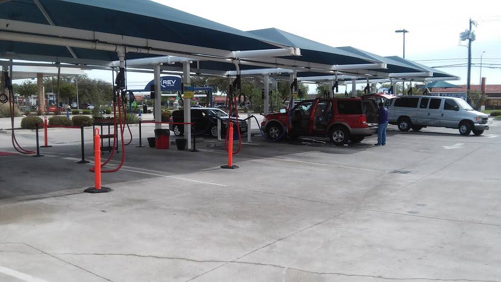 REV Car Wash Plano | 2905 Custer Rd, Plano, TX 75075, USA | Phone: (469) 814-0152