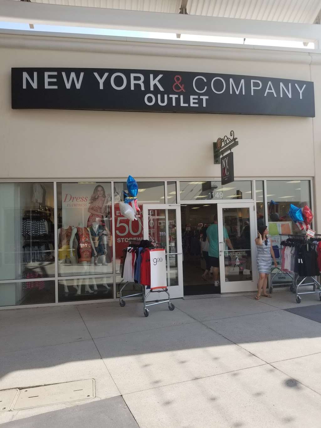 New York & Company Outlet | 18 Lightcap Rd, Pottstown, PA 19464 | Phone: (610) 323-3051