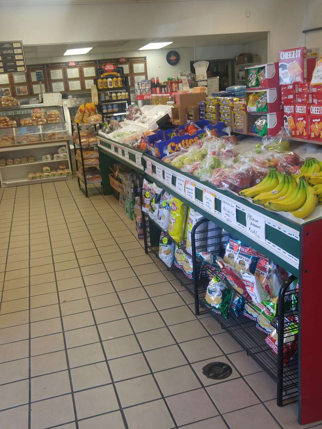 Glassboro Deli & Produce | N, 350 Delsea Dr, Glassboro, NJ 08028, USA | Phone: (856) 307-1940