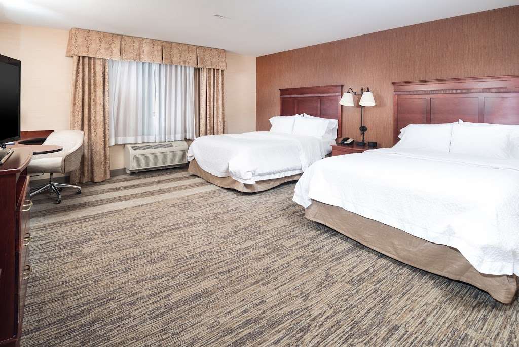 Hampton Inn & Suites Greensburg | 2075 N Michigan Ave, Greensburg, IN 47240, USA | Phone: (812) 663-5000